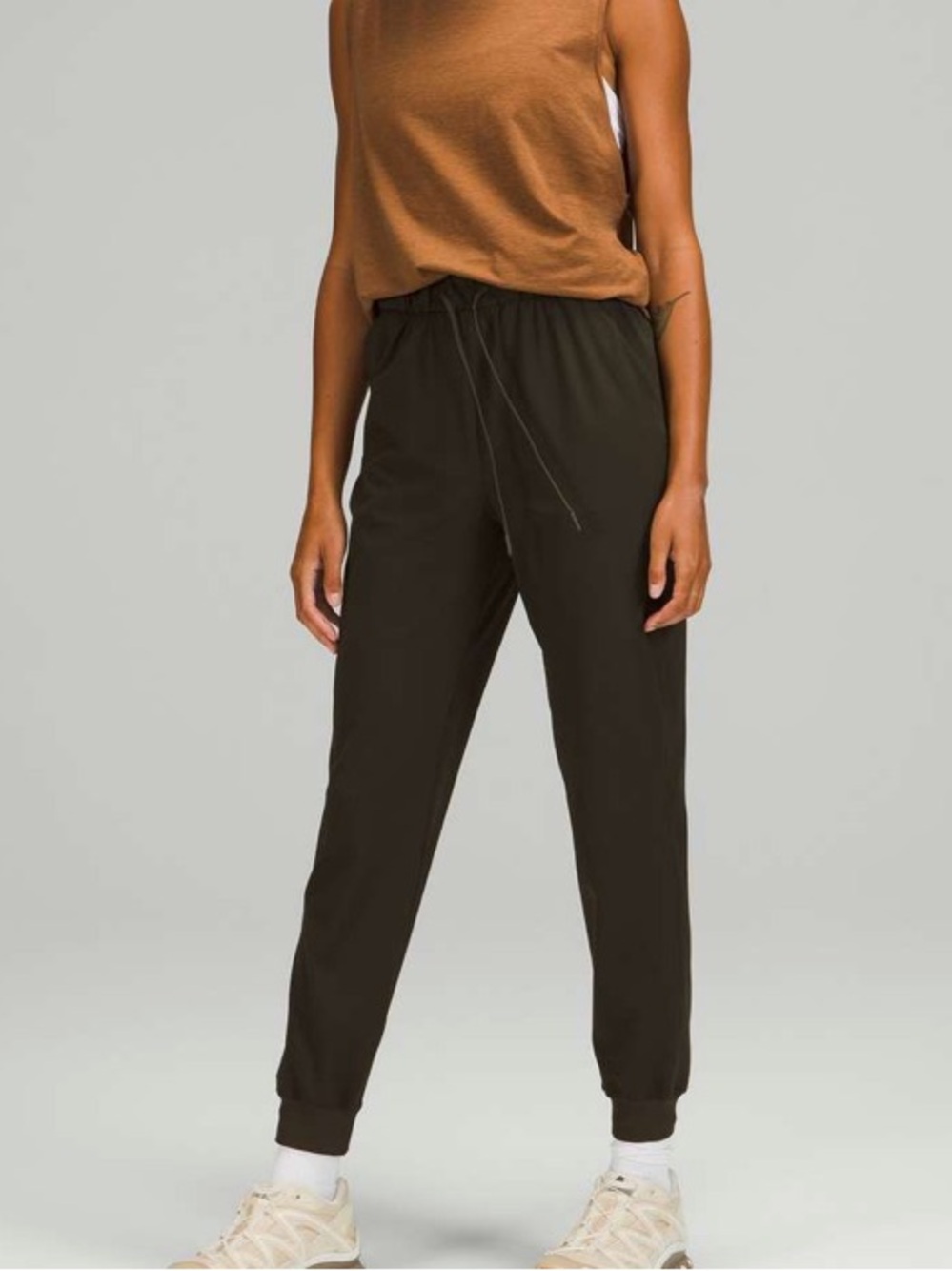 Lululemon Stretch High-Rise Joggers Full Length in Dark Olive